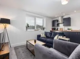 1 Bedroom Flat Near Bradford With Free Parking