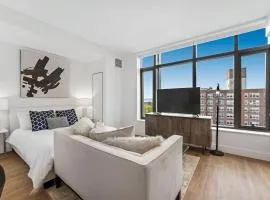 Elite Brooklyn Living with Premiere Amenities