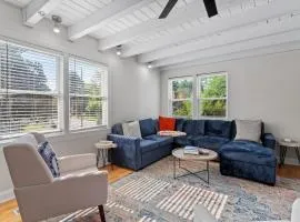 GATHERING HOUSE IN HISTORIC OAKWOOD