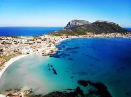 Domus Eleonora a due passi dal mare