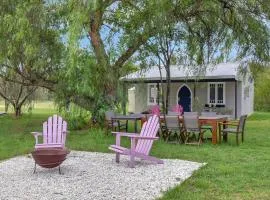 Mahony Estate Vineyard View - Sleeping 2 Guests in Broke