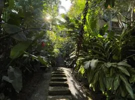 Pekoetrails Hantana Homestay