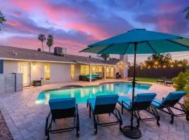Obispo Modern Oasis with Heated Pool and BBQ