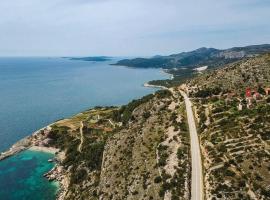 Holiday house with a parking space Cove Zarace, Hvar - 23952, hotel en Hvar