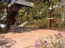 มาค่ะ ฟาร์มสเตย์ ห้วยเขย่ง สวนคุณตา สวนทุเรียนทองผาภูมิ