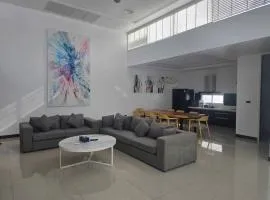 Villa Luna - Exclusive 4BR Residence in Phuket