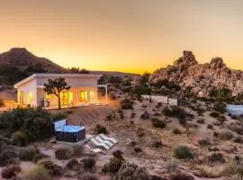 White Desert House Luxe Hideaway Views Spa