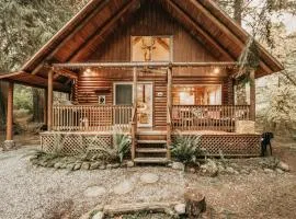 Baker Rim Cabin 17 - A Rustic Family Cabin with Modern Features
