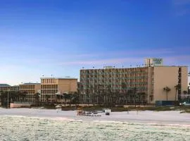 Days Inn by Wyndham Panama City Beach/Ocean Front
