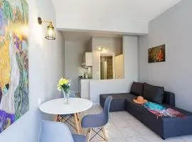 Wohnung In Kato Gouves Mit Balkon, Seitenblick