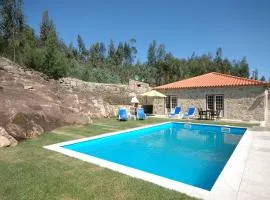 Typische Gratine Ferienvilla Mit Pool