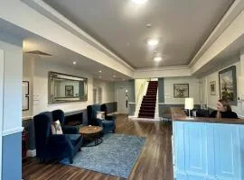 Whitegates Hotel