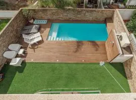 Pool & Cinema Villa by Vacationy