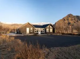 Grund Cabin