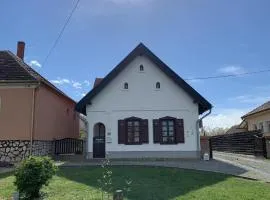 Tulipános vendégház