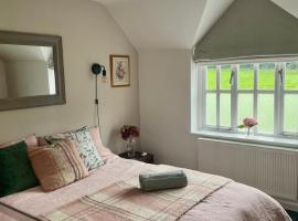 Cottage Guest House Nr Cheltenham on Cotswold Edge &ndash; domek wiejski 
