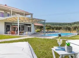 Villa Aelia Für 10 Personen In Skopelos