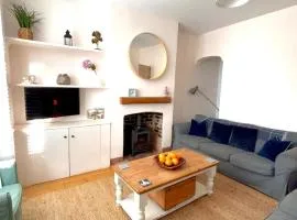 Seascape Luxury Cottage Southwold - Free Parking