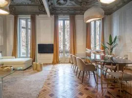 You Stylish City Center Apartments