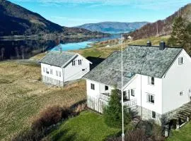 Schönes Haus In Åheim Mit Meerblick