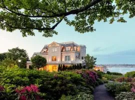 The Chanler at Cliff Walk