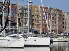 BizStay Harbour III Scheveningen Apartments, hotel v destinácii Scheveningen