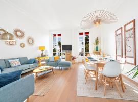 REGINA - Somptueux 3 pi&egrave;ces - carr&eacute; d'or Menton - vue mer, hotel em Menton