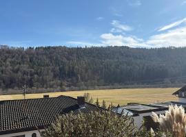 Tolle 2 Zimmerwohnung mit schöner Aussicht, hotel i Horb am Neckar