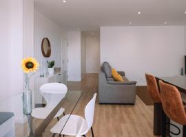 Mar y relax con parking by CABANA Rentals, hotel in Moaña