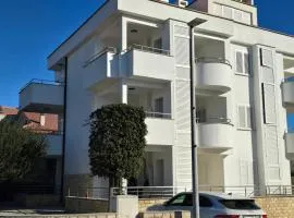 CRYSTAL WAVE Apartments