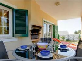 Vilamoura - Apartment near Mariana & Falesia Beach, hotel v destinaci Quarteira