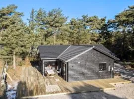 3 Bedroom Lovely Home In Nexø