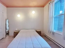 Bright and spacious appartment