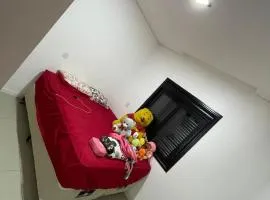 Casa com piscina para a Expo direto