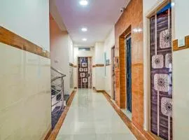 Hotel O Aroma Classic Near Nampally Main Railway station