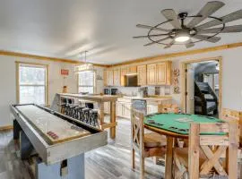 Greers Ferry Lake Access and Deck Group Getaway!