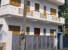 Veenus Apartments
