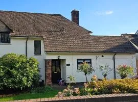 Double room, Cosy, gated drive, hot tub,