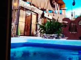 EL SHADDAI Punta Del Este Desierto de la Tatacoa, hotel com banheiras de hidromassagem em Villavieja