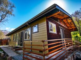 Alta Peak Penzion: Three Rivers şehrinde bir otel