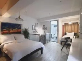 L1 Twin Bed Staycation in Bonifacio Global City 7