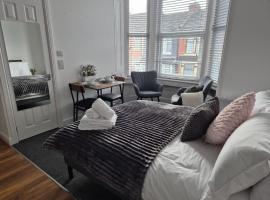 #4 Studio Portsmouth Apartment, מלון בפורטסמות'