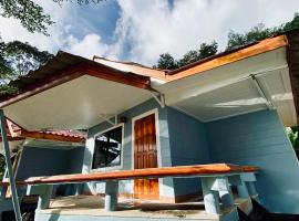 Villa Beside Swiming Pool With Garden View, hotel v destinaci Ban Map Khangkhao