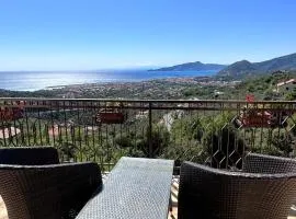 The House of Freedom - Sea View in Lavagna