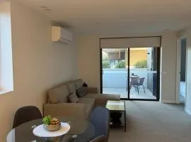 Two Bedroom, Two Bathroom - Kashmir Apartment in Canberra City
