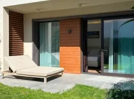 Sea Breeze White Villa 1