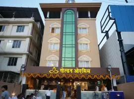 Golden Oasis Suites
