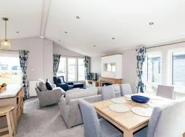 Pass the Keys Avalon Lodge - Shepton Mallet