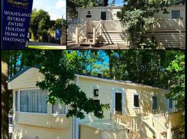 Woodland Retreat Entire Holiday Home in Hastings, camping resort en Hastings