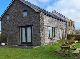 2BR-4Guests-Parking-Bbq-Garden-Patio